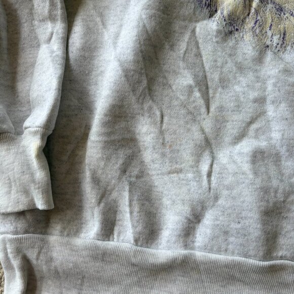 Vintage Cat Sweatshirt | Faded Gray | Y2K | Grandmacore | Cozy & Soft - Picture 4 of 8